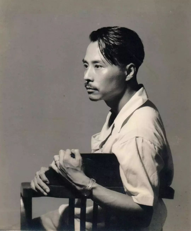 葉淺予中國(guó)畫研究院（中國(guó)國(guó)家畫院前身）第一屆副院長(zhǎng)、院委